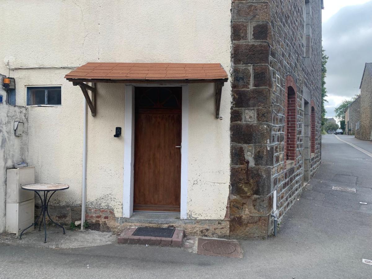 Ducey-Les Cheris Etape Mont Saint Michel St Malo 50220 Exterior foto